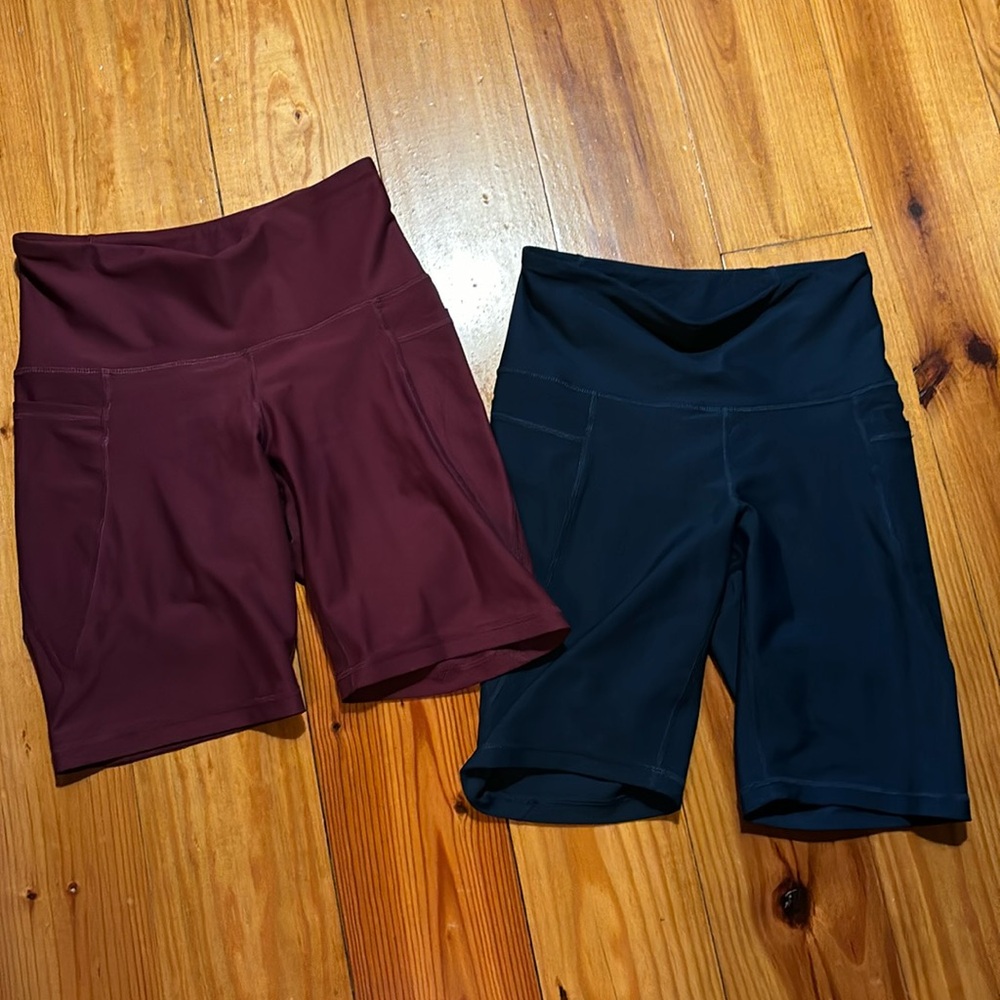 Old Navy Women's Bike Shorts in Maroon and Navy